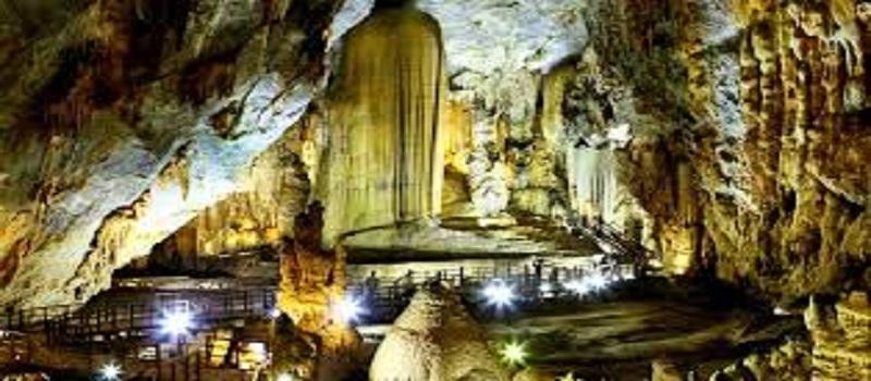 Paradise Cave - Dark Cave Daily Tour