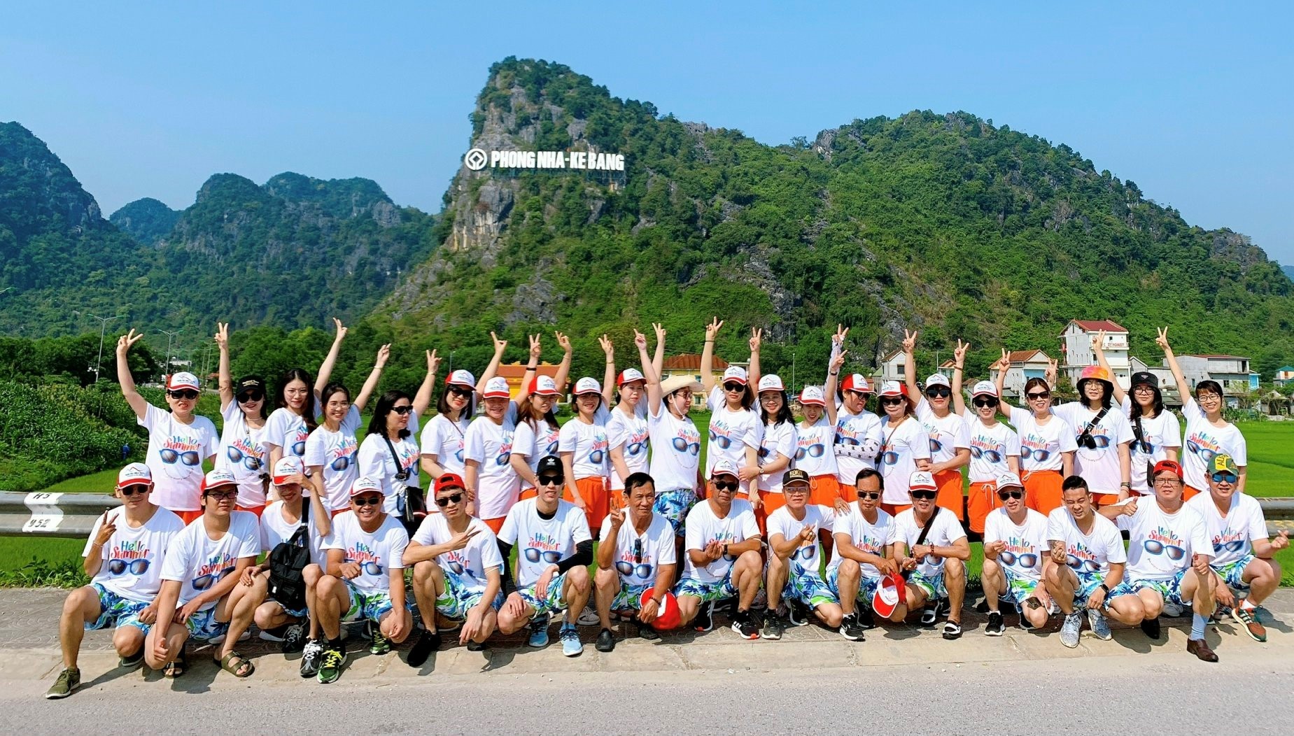 Phong Nha Smile Travel | Du Lịch Quảng Bình 3 Ngày 2 Đêm - Team Building